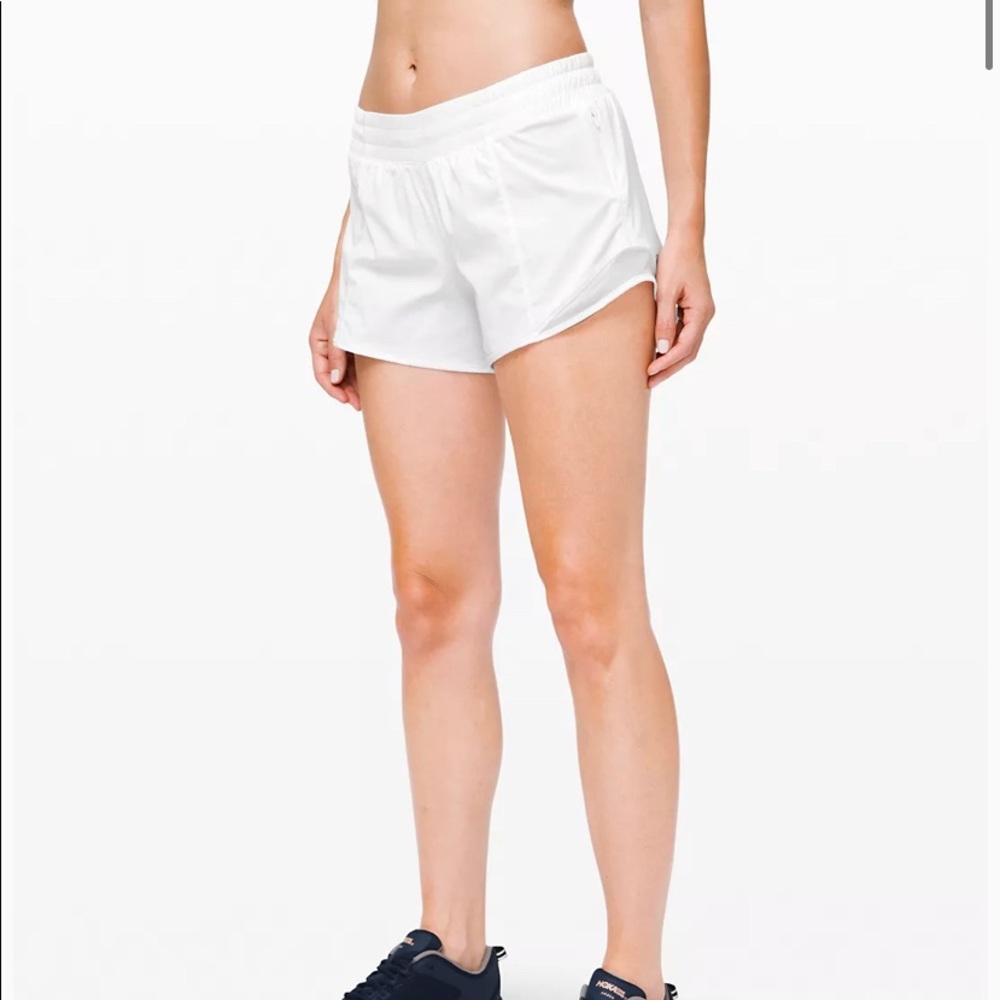 NWT - Lululemon Hotty Hot Low-Rise Short 4inch in White